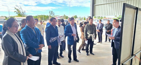 President Thongloun Visits Modern Rice Mill Built with R. Korea’s Funding  